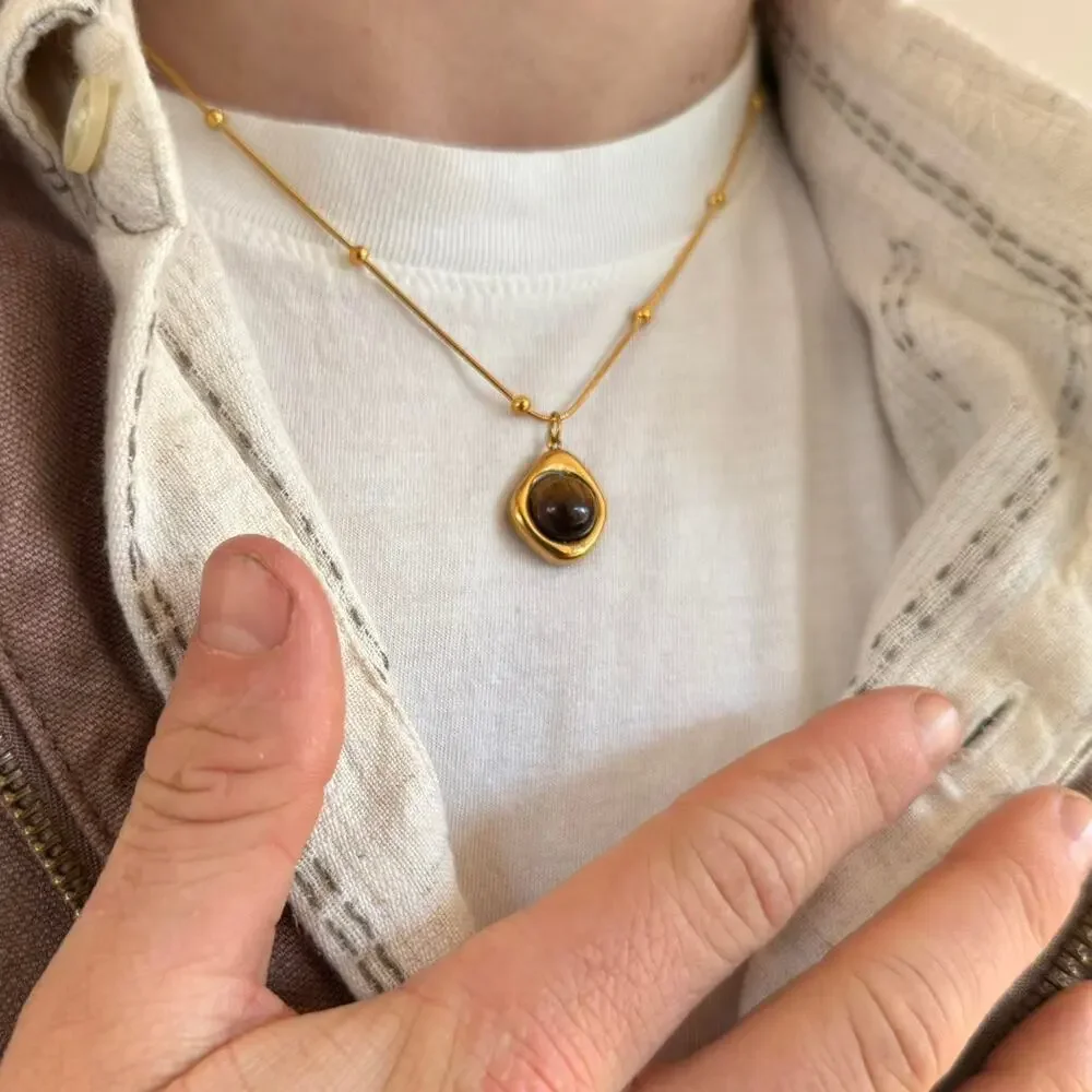 Y2k 2000s gold brown opal